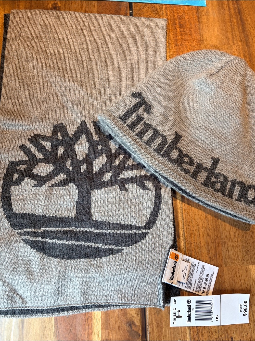 TIMBERLAND scarf/hat set